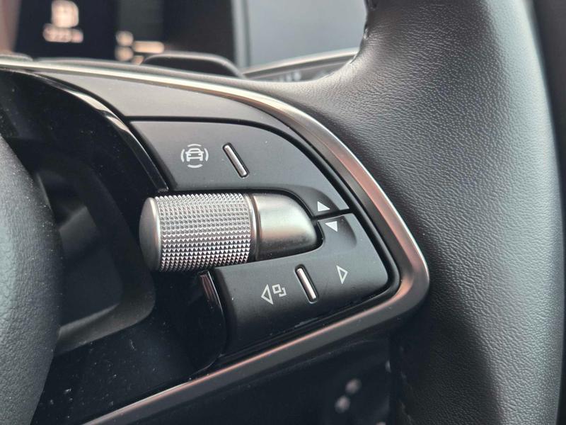 Used Skoda Karoq 2025 for sale - 76782290: Photo 37