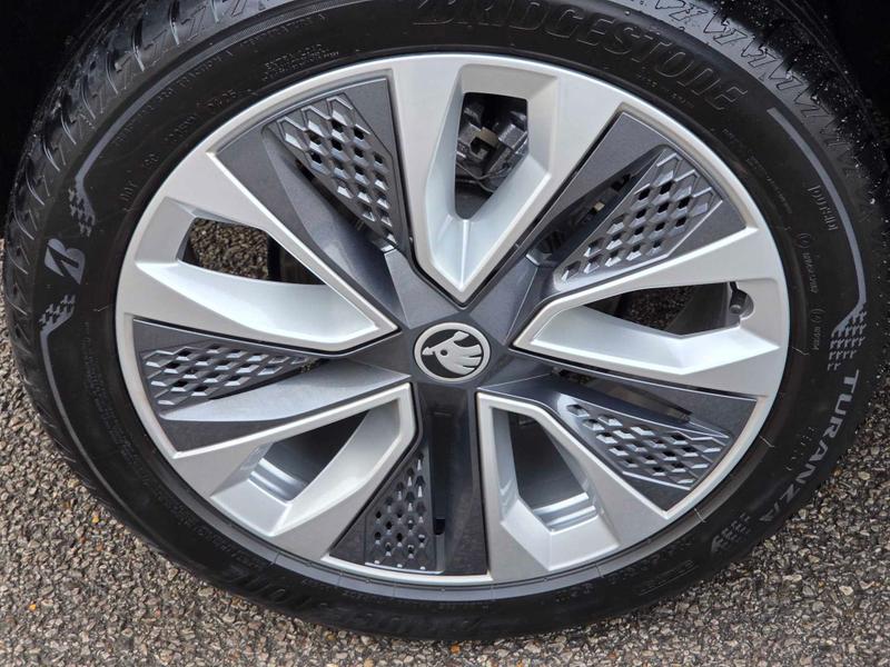 Used Skoda Karoq 2025 for sale - 76782290: Photo 5