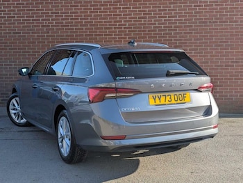 Used Skoda Octavia 2023 for sale - 77718558: Photo