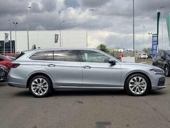 Used Skoda Superb 2025 for sale - 79220638: Photo