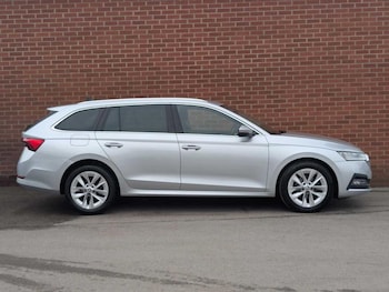 Used Skoda Octavia 2023 for sale - 77834414: Photo