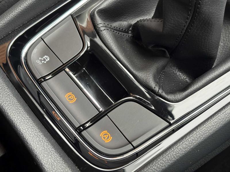 Used Skoda Karoq 2025 for sale - 76018332: Photo 31