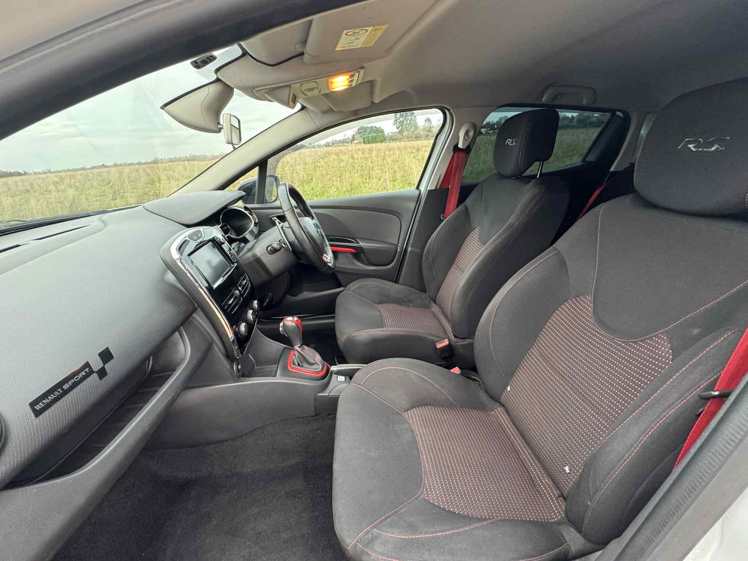 Used Renault Clio 2014 for sale - 76971685: Photo 20