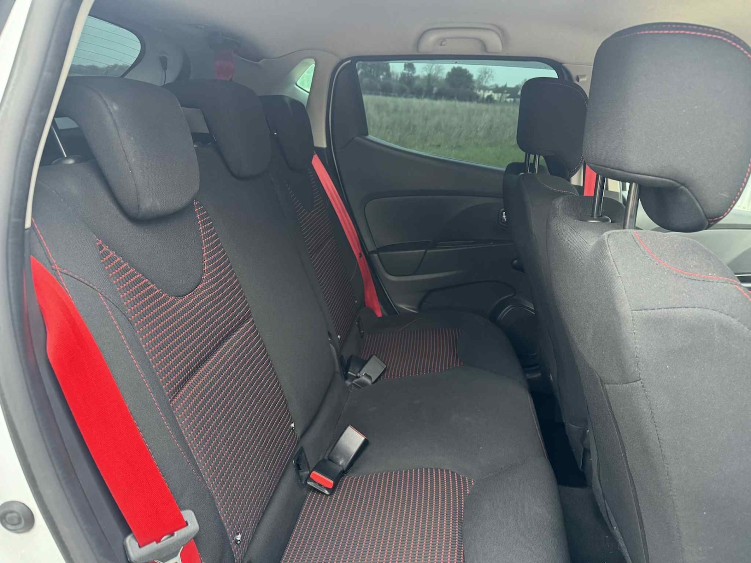 Used Renault Clio 2014 for sale - 76971685: Photo 31