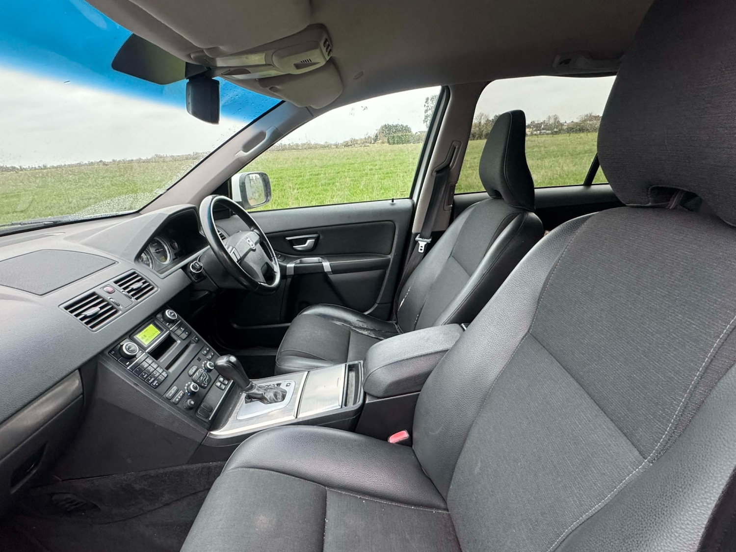 Used Volvo XC90 2010 for sale - 78063881: Photo 11