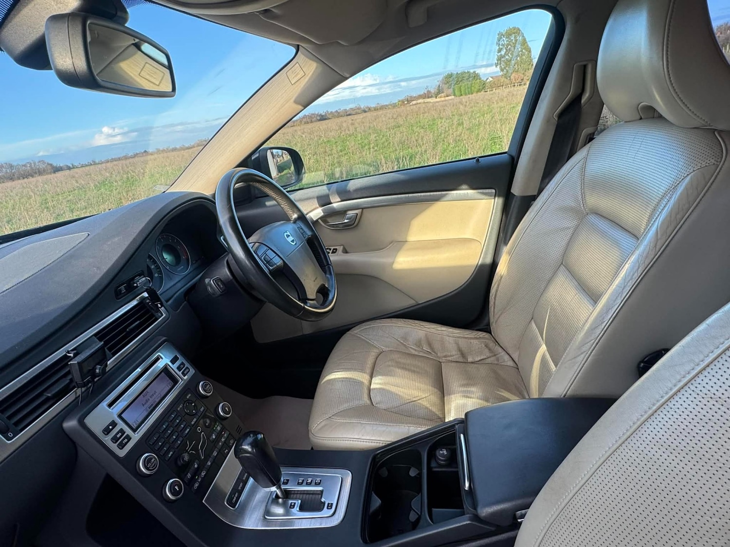 Used Volvo V70 2008 for sale - 77795668: Photo 10