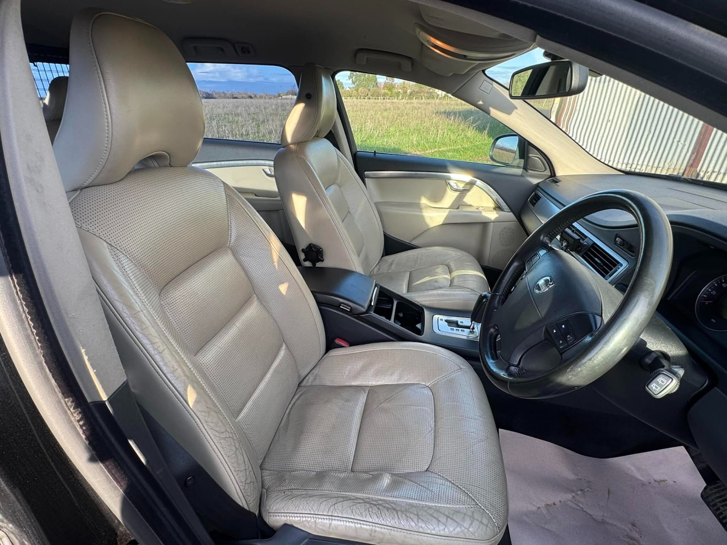 Used Volvo V70 2008 for sale - 77795668: Photo 9