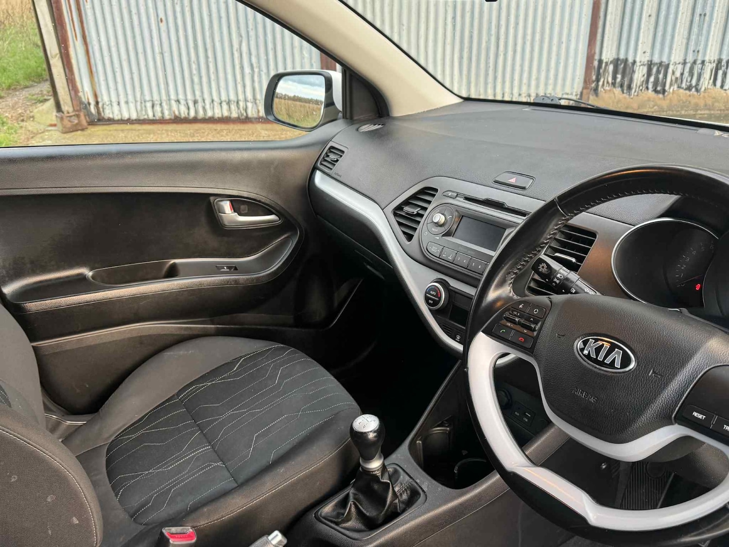 Used Kia Picanto 2017 for sale - 76618387: Photo 13