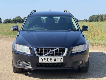 Used Volvo V70 2008 for sale - 75618651: Photo