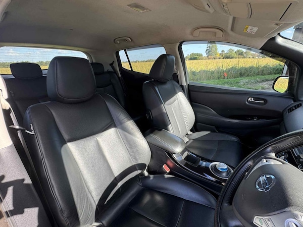 Used Nissan Leaf 2017 for sale - 73985138: Photo 12