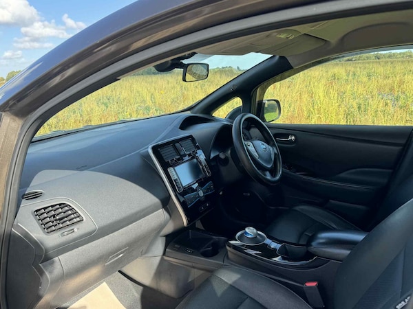 Used Nissan Leaf 2017 for sale - 73985138: Photo 14