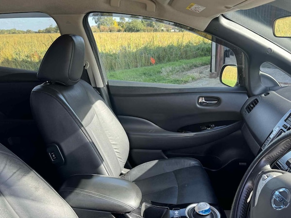 Used Nissan Leaf 2017 for sale - 73985138: Photo 15