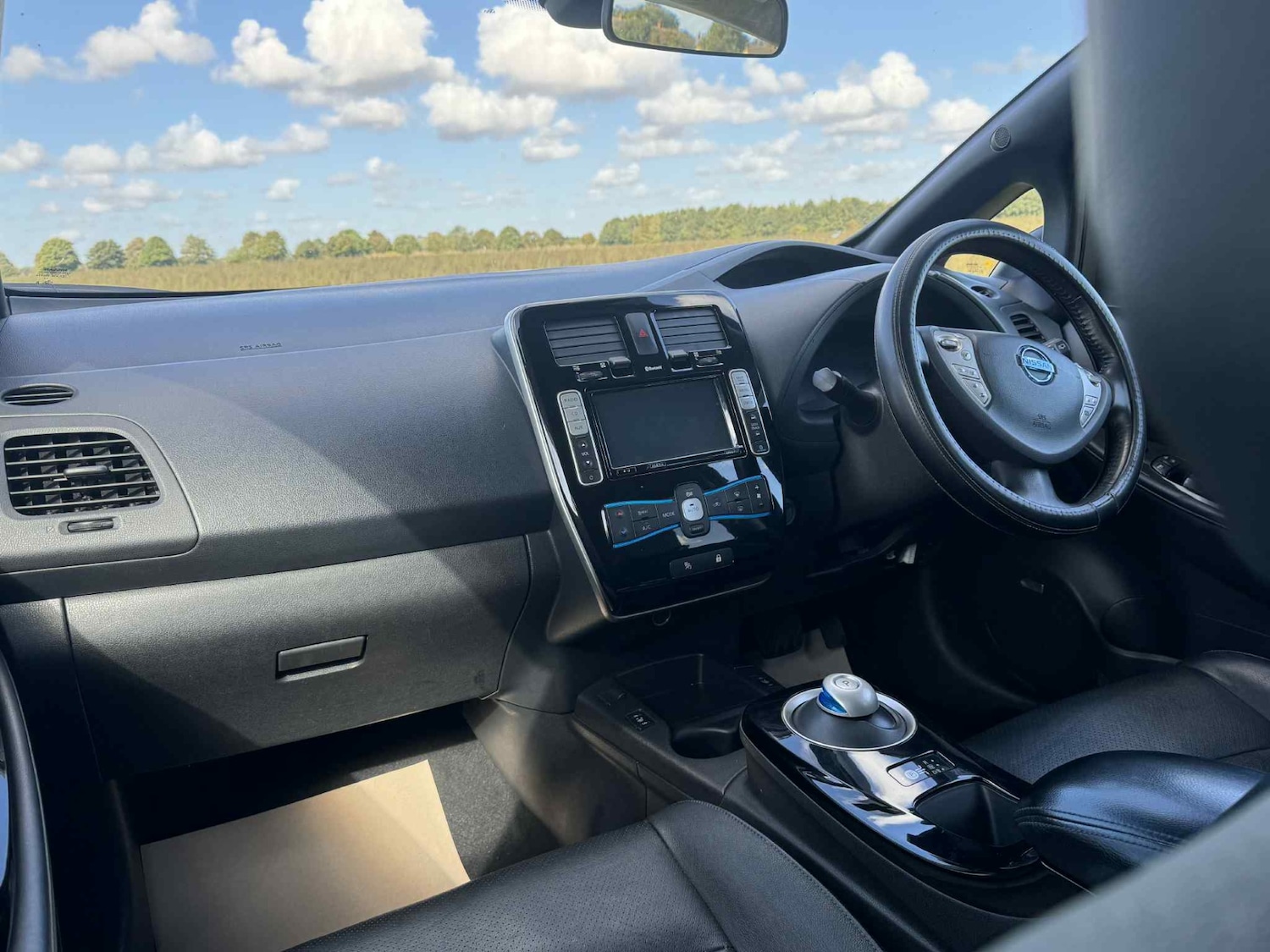 Used Nissan Leaf 2017 for sale - 76780058: Photo 11