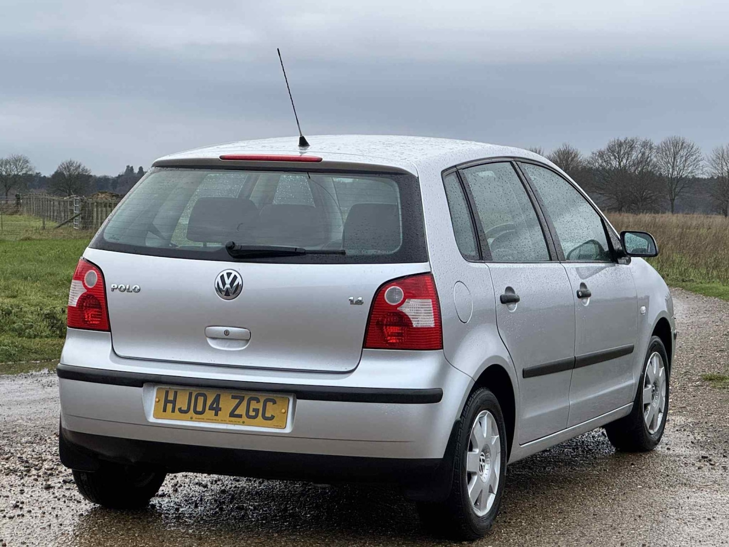 Used Volkswagen Polo 2004 for sale - 77187275: Photo 9