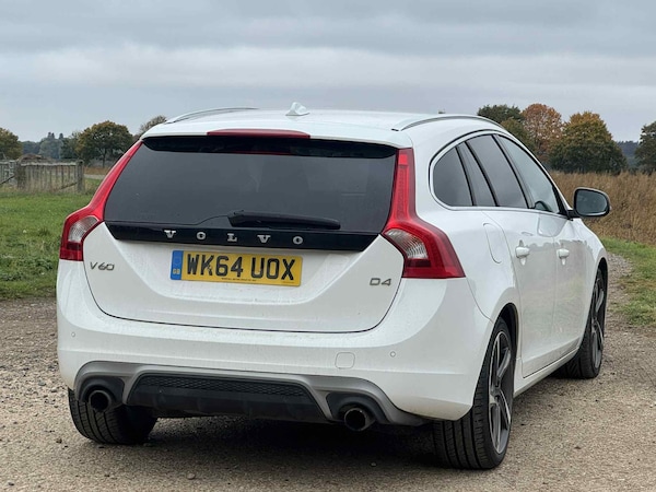 Used Volvo V60 2014 for sale - 76280401: Photo 6