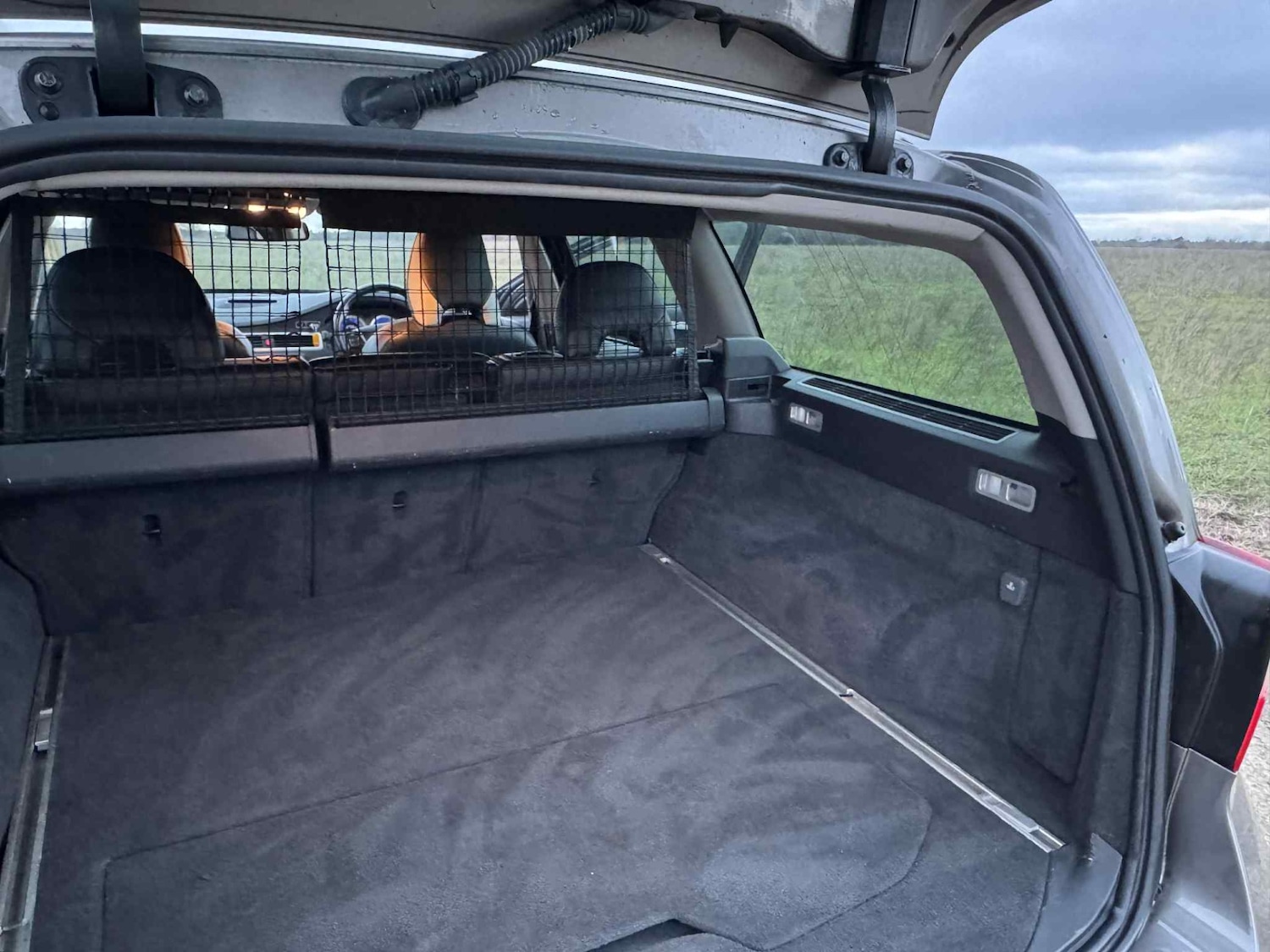 Used Volvo V70 2010 for sale - 77162104: Photo 19