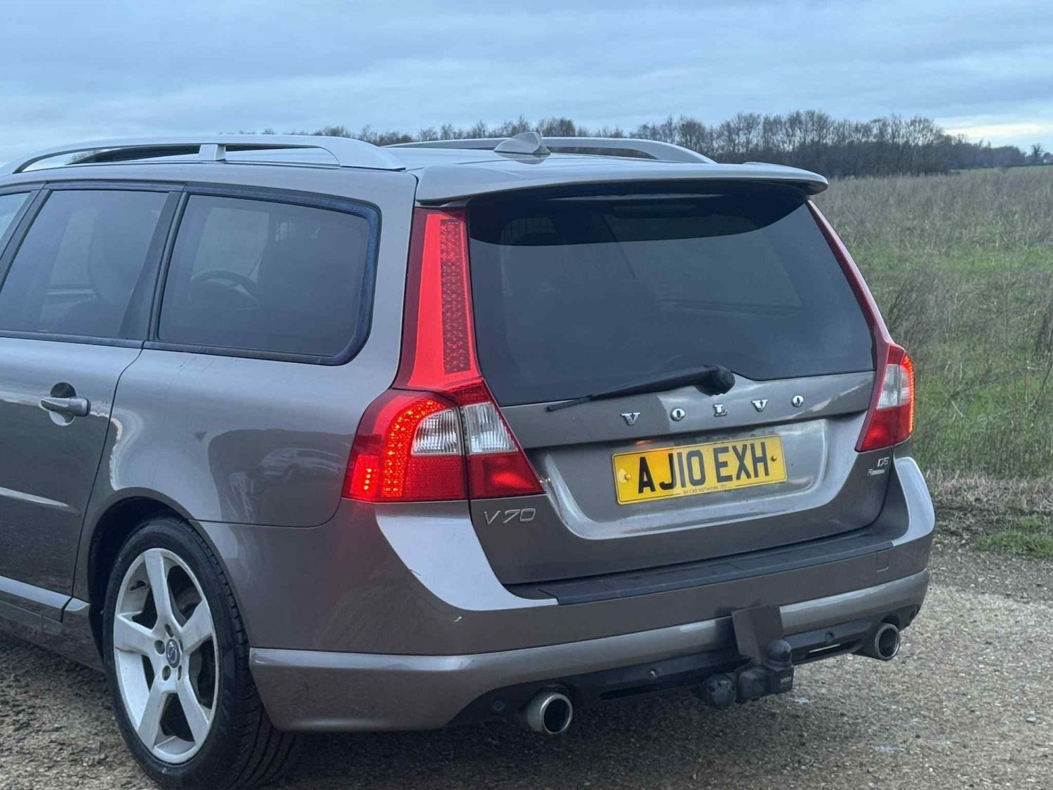 Used Volvo V70 2010 for sale - 77162104: Photo 7