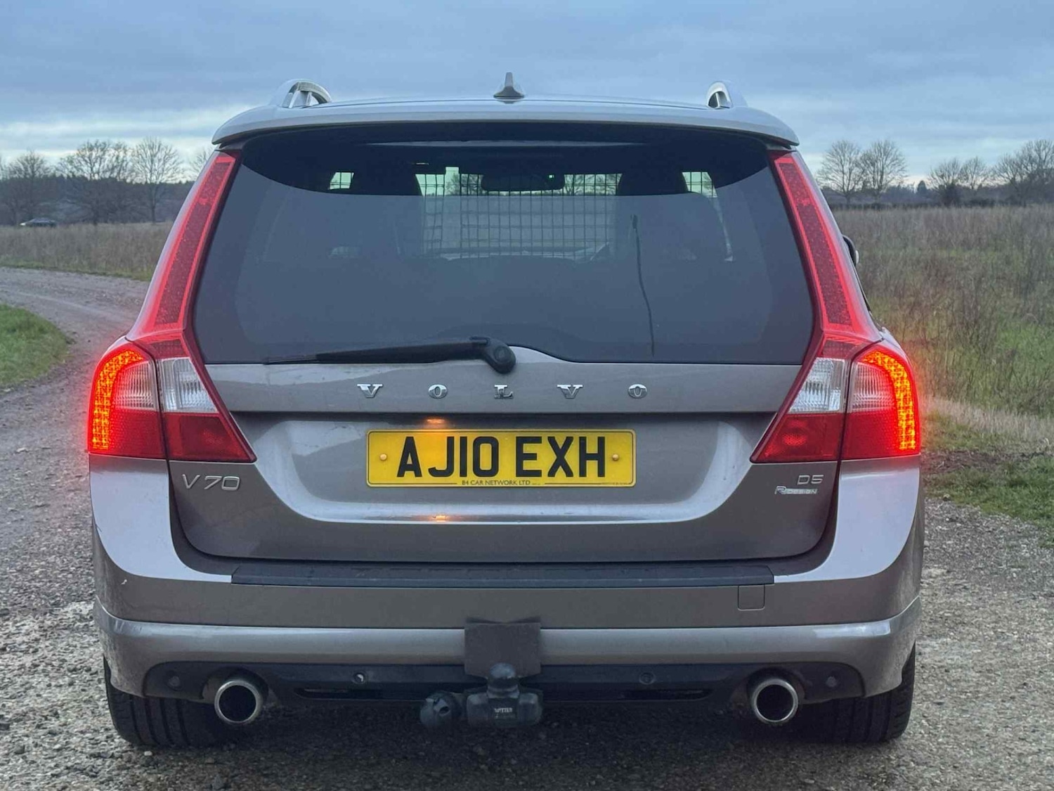 Used Volvo V70 2010 for sale - 77162104: Photo 9