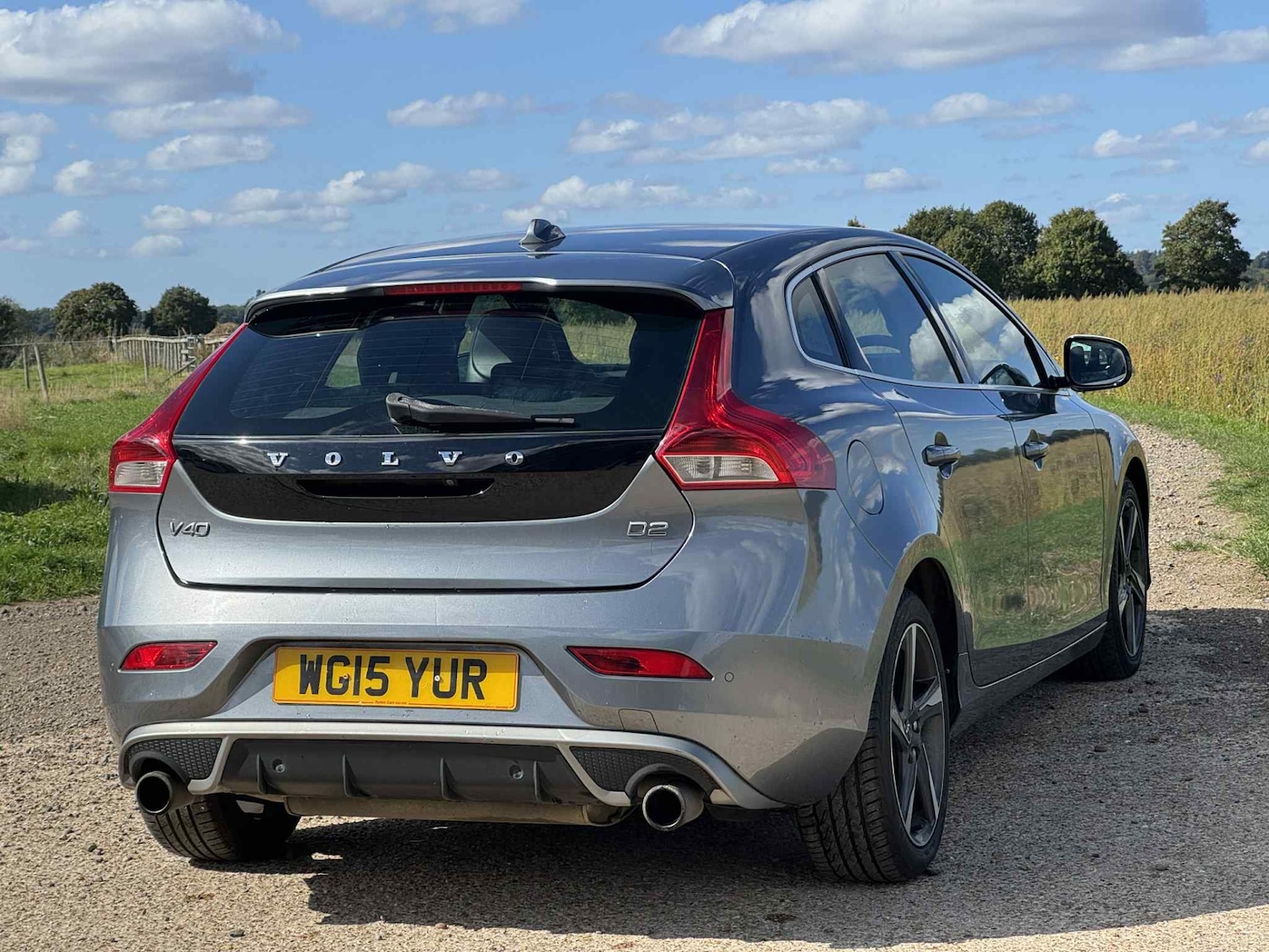 Used Volvo V40 2015 for sale - 76027615: Photo 8