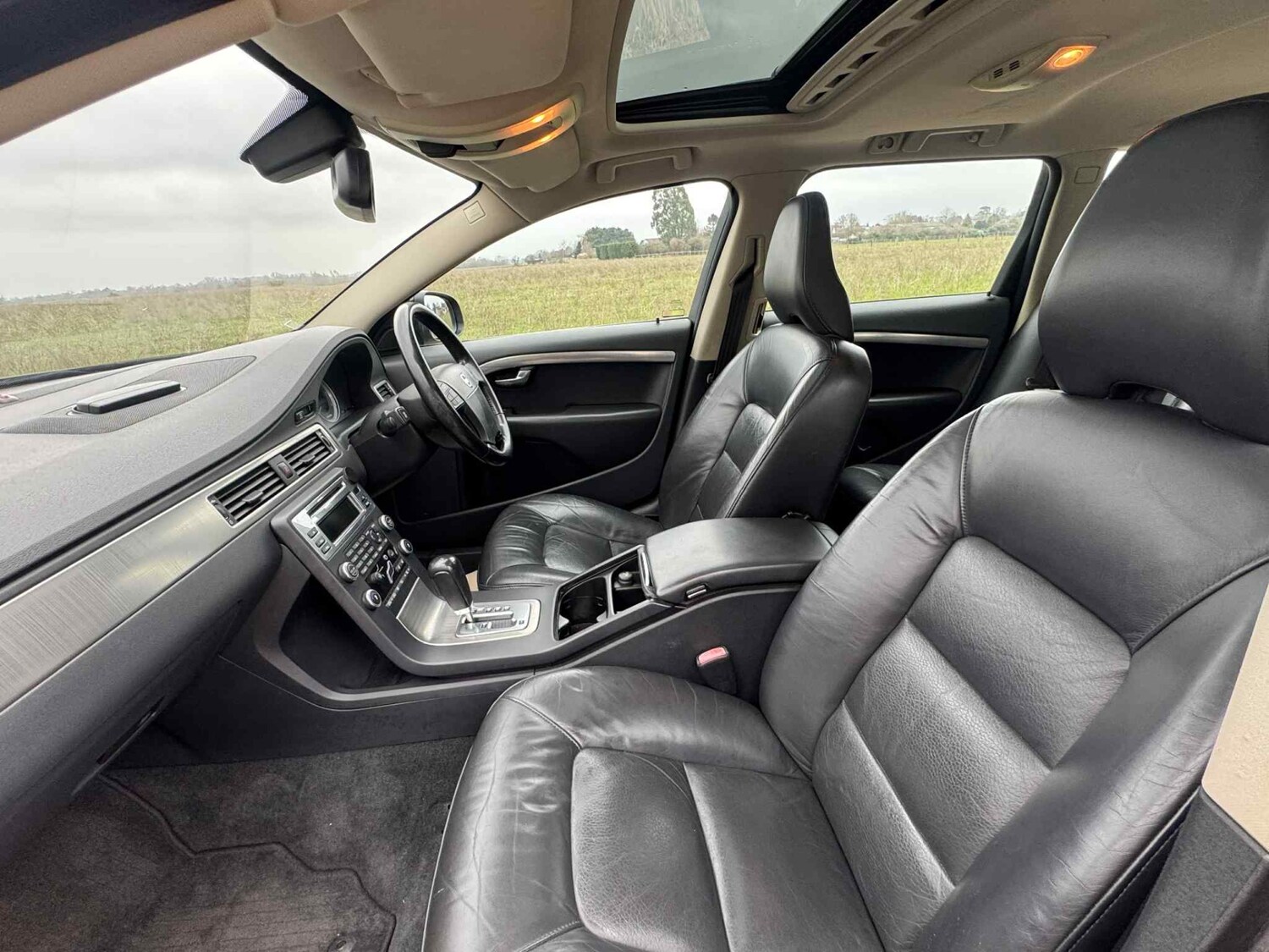 Used Volvo V70 2008 for sale - 77367264: Photo 13