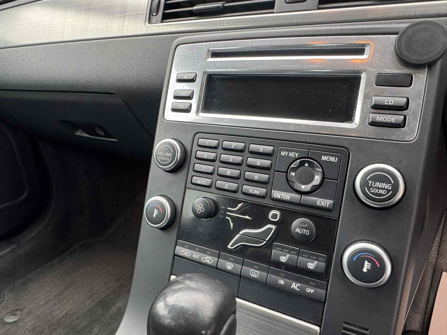 Used Volvo V70 2008 for sale - 77367264: Photo 15