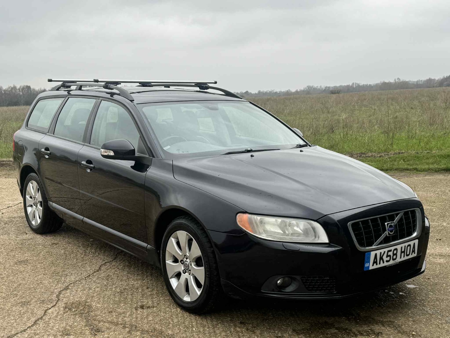 Used Volvo V70 2008 for sale - 77367264: Photo 5