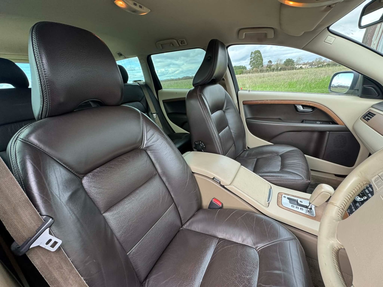 Used Volvo XC70 2009 for sale - 77691944: Photo 11