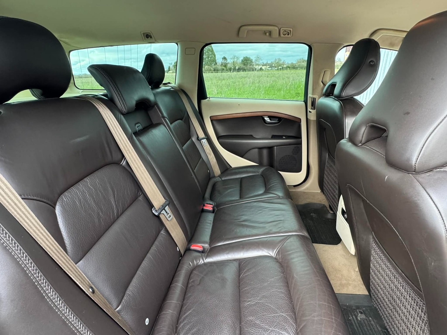 Used Volvo XC70 2009 for sale - 77691944: Photo 12