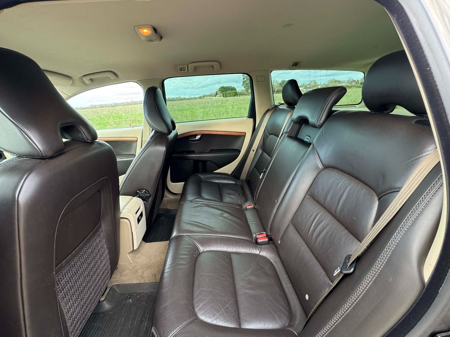 Used Volvo XC70 2009 for sale - 77691944: Photo 17