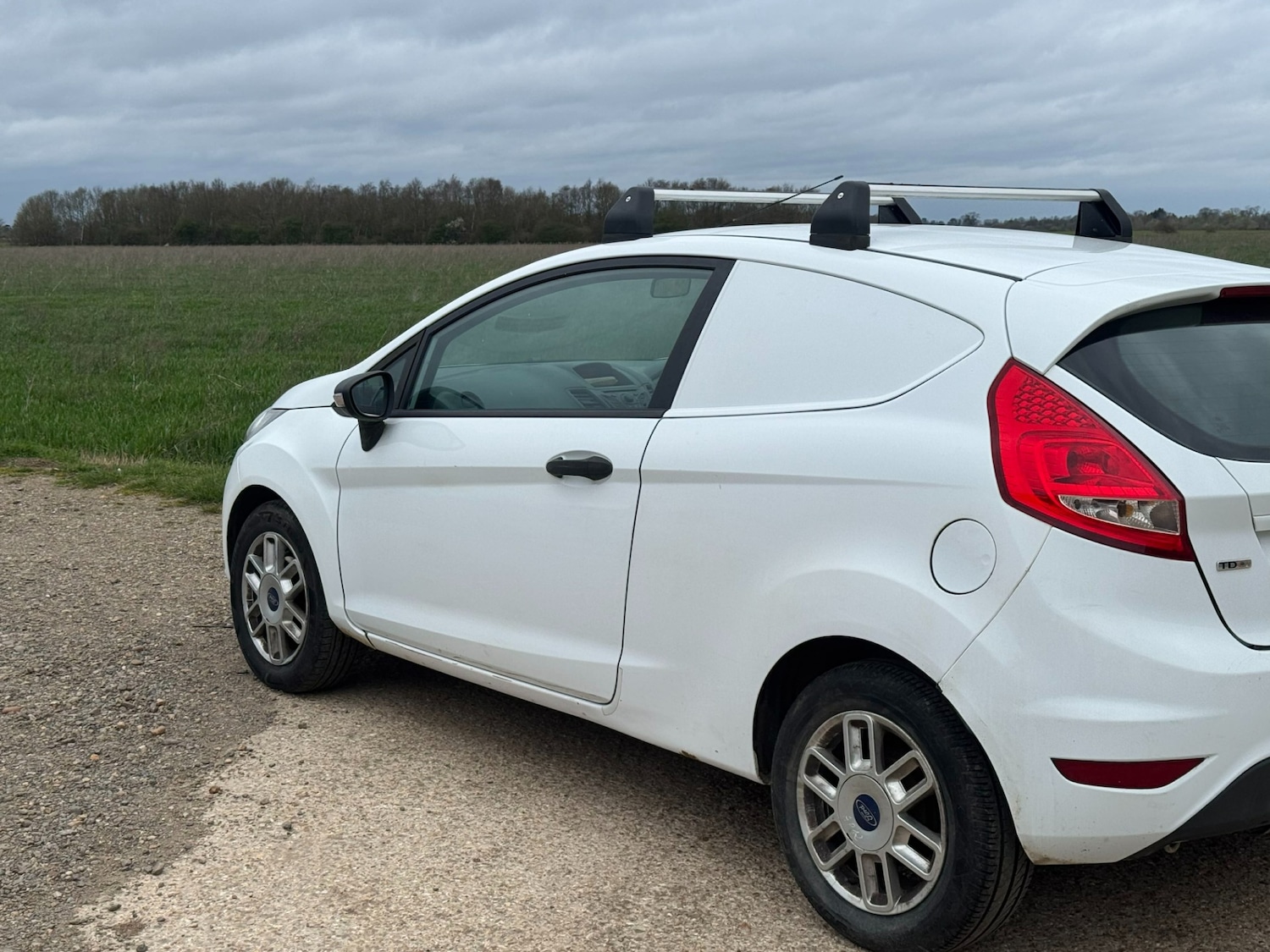 Used Ford Fiesta 2010 for sale - 78009678: Photo 9