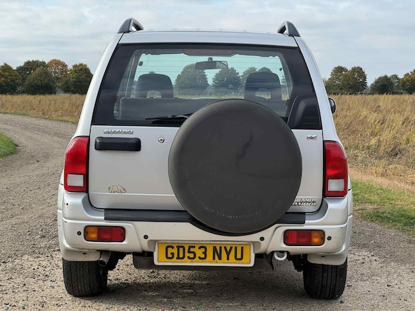 Used Suzuki Grand Vitara 2004 for sale - 76222017: Photo 9