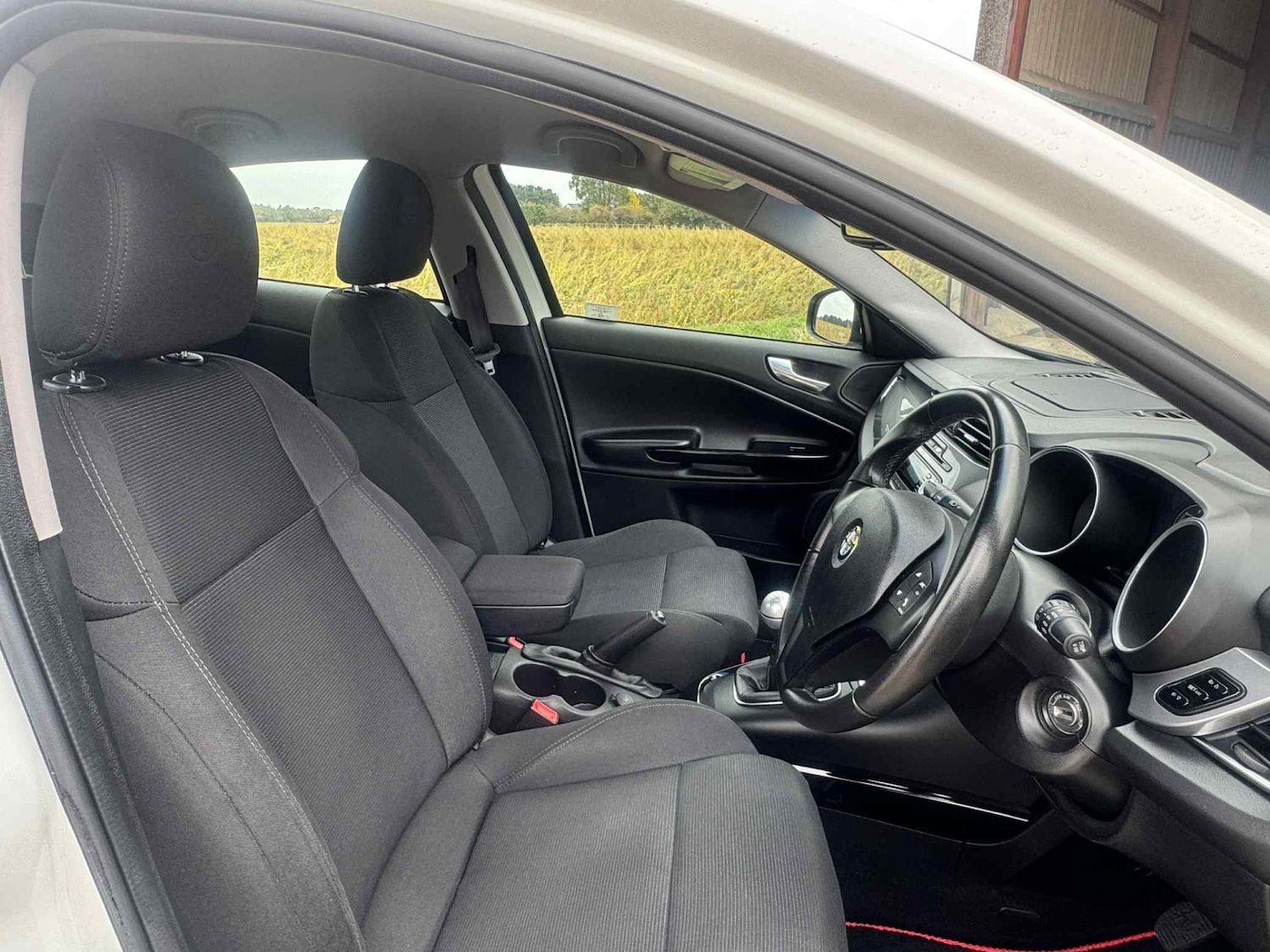 Used Alfa Romeo Giulietta 2012 for sale - 76130975: Photo 19