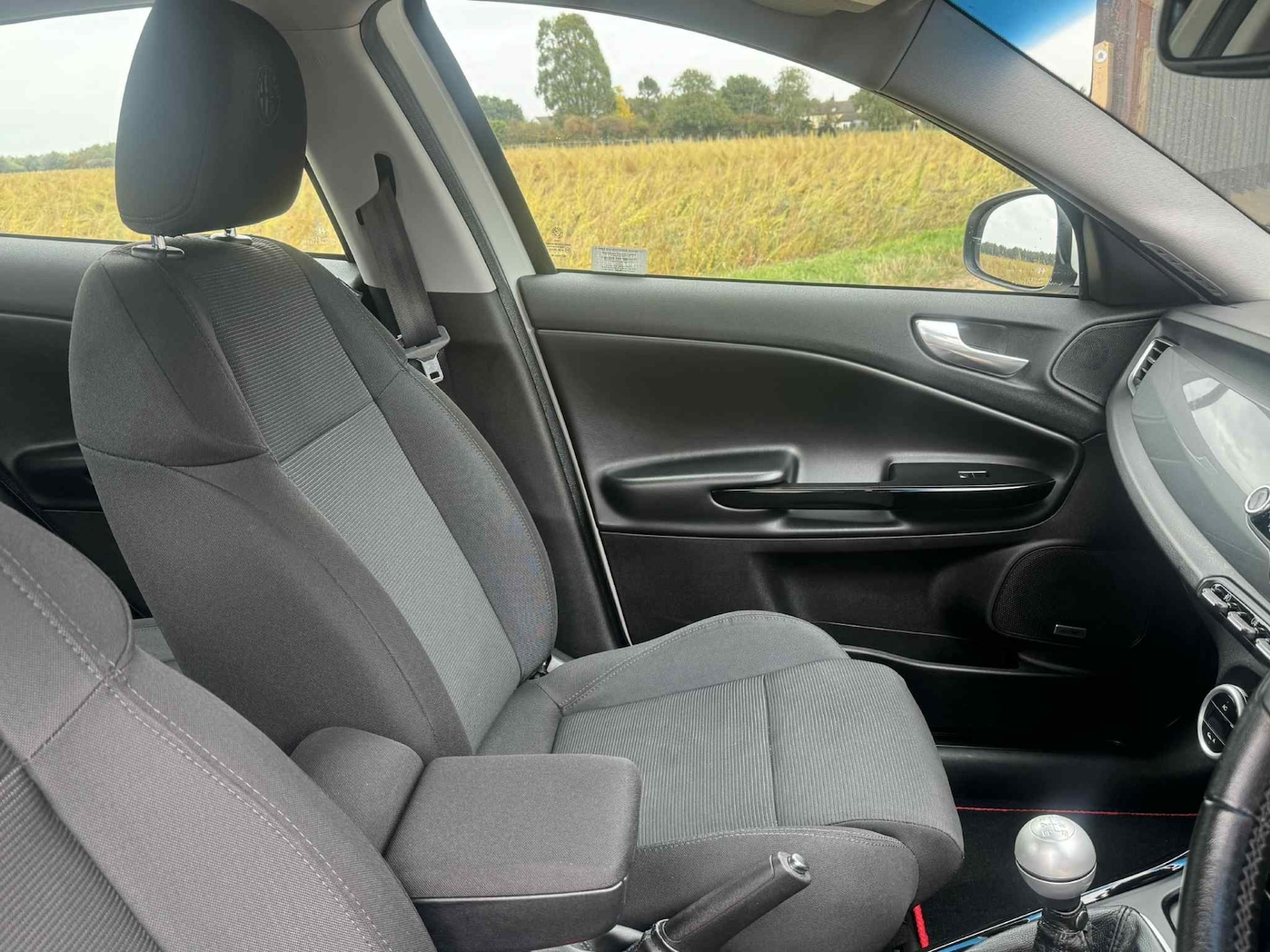 Used Alfa Romeo Giulietta 2012 for sale - 76130975: Photo 21