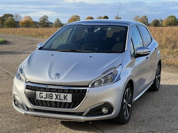Used Peugeot 208 2018 for sale - 76355466: Photo
