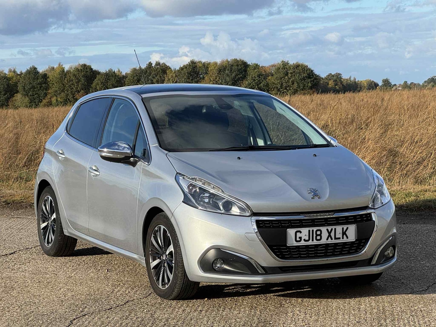 Used Peugeot 208 2018 for sale - 76355466: Photo 5