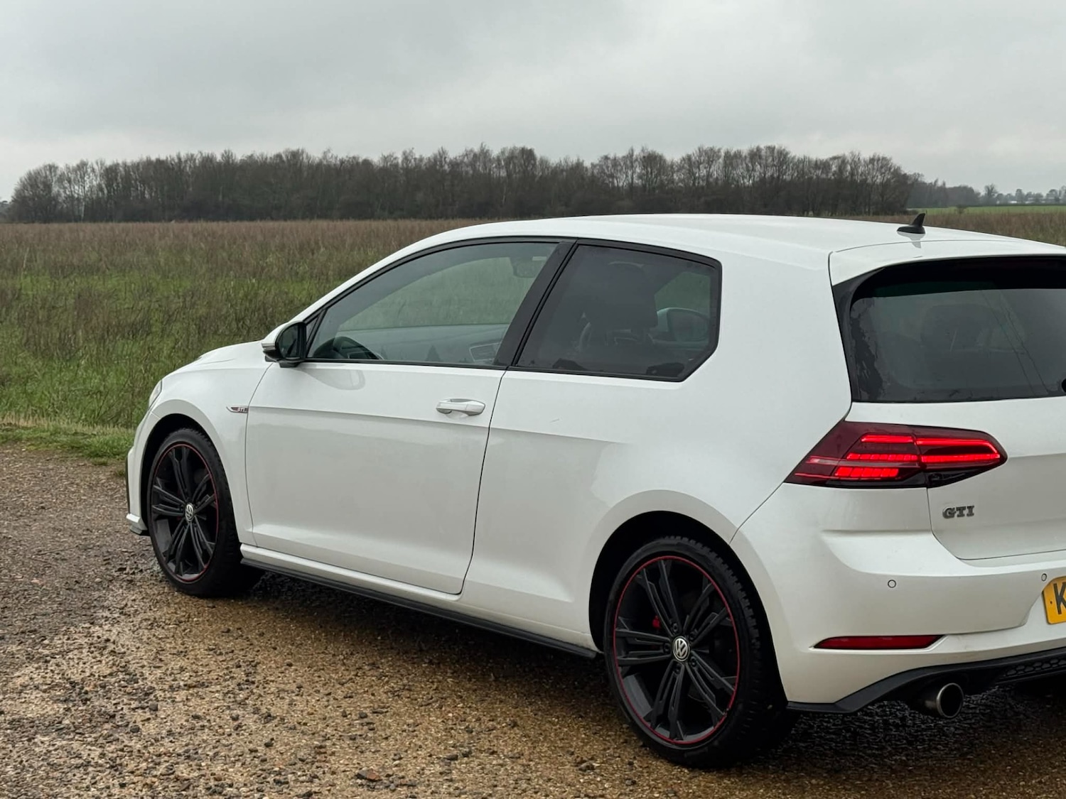 Used Volkswagen Golf 2017 for sale - 77609690: Photo 11