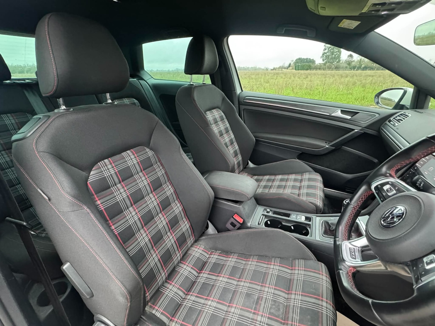 Used Volkswagen Golf 2017 for sale - 77609690: Photo 22