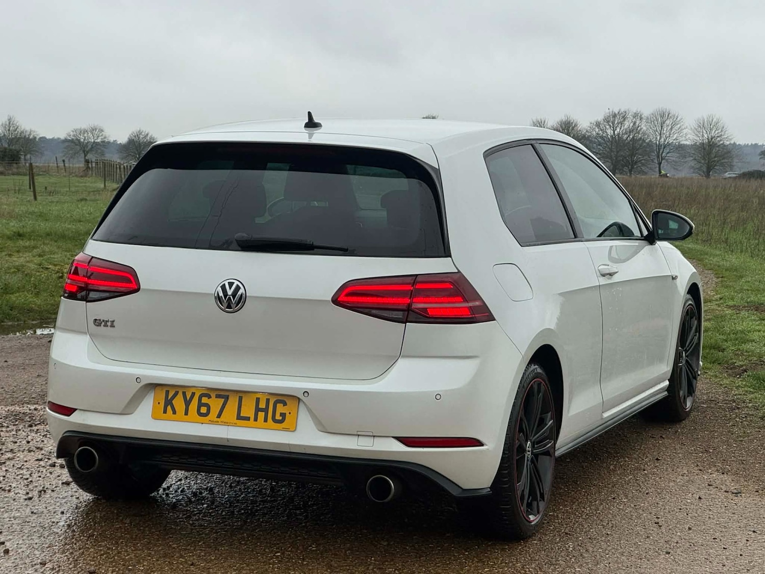 Used Volkswagen Golf 2017 for sale - 77609690: Photo 9