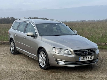 Used Volvo V70 2014 for sale - 77326028: Photo