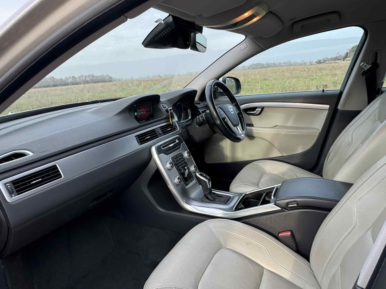 Used Volvo V70 2014 for sale - 77326028: Photo 7