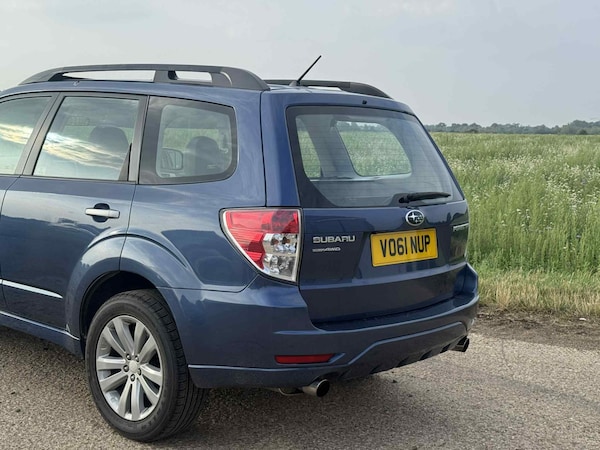 Used Subaru Forester 2011 for sale - 75338239: Photo 2