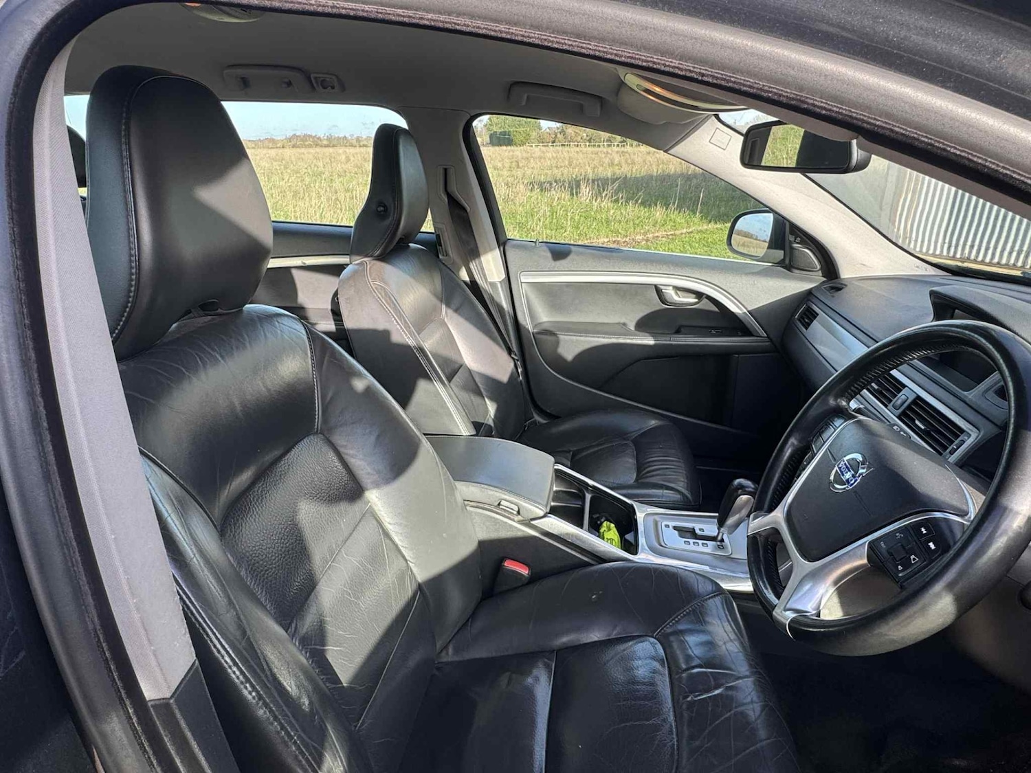 Used Volvo V70 2011 for sale - 77318271: Photo 10