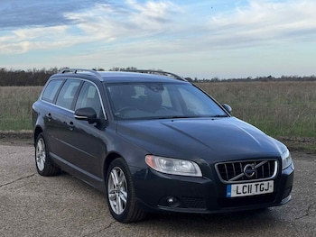 Used Volvo V70 2011 for sale - 77318271: Photo