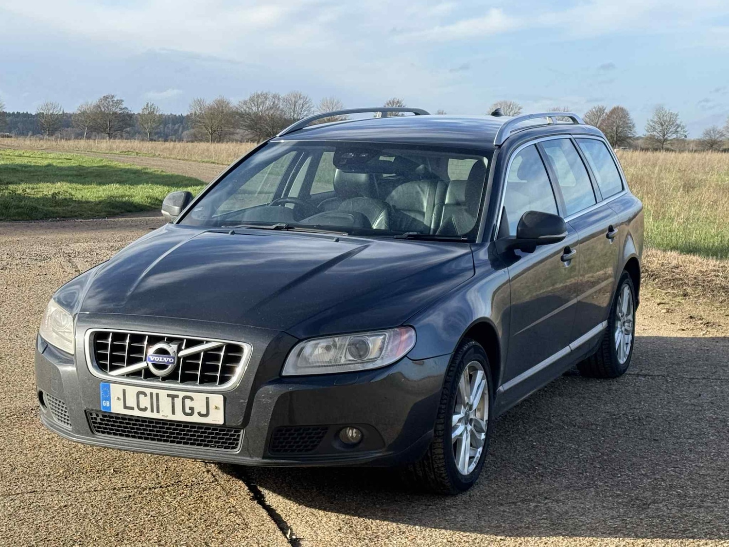 Used Volvo V70 2011 for sale - 77318271: Photo 3