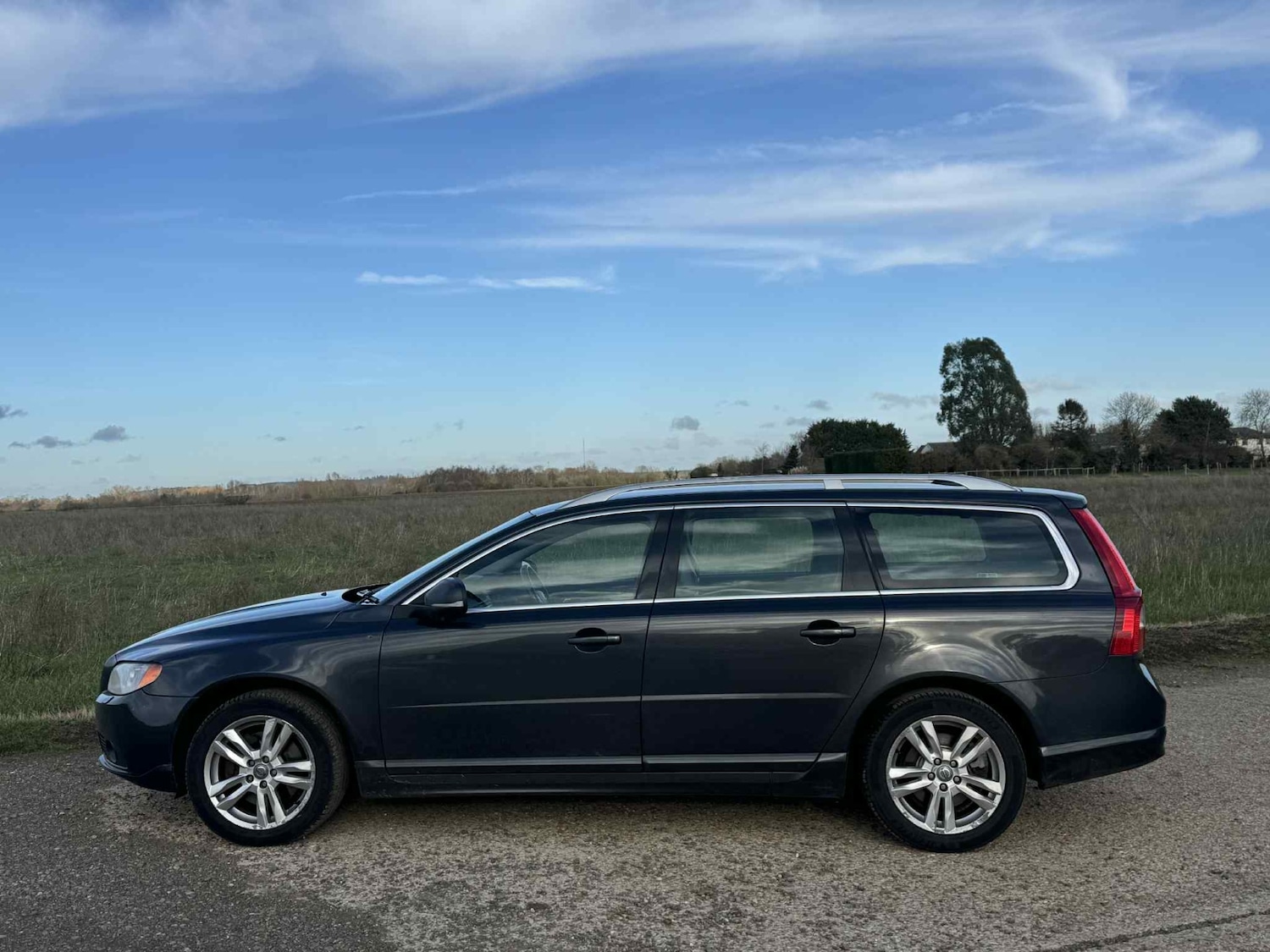 Used Volvo V70 2011 for sale - 77318271: Photo 8