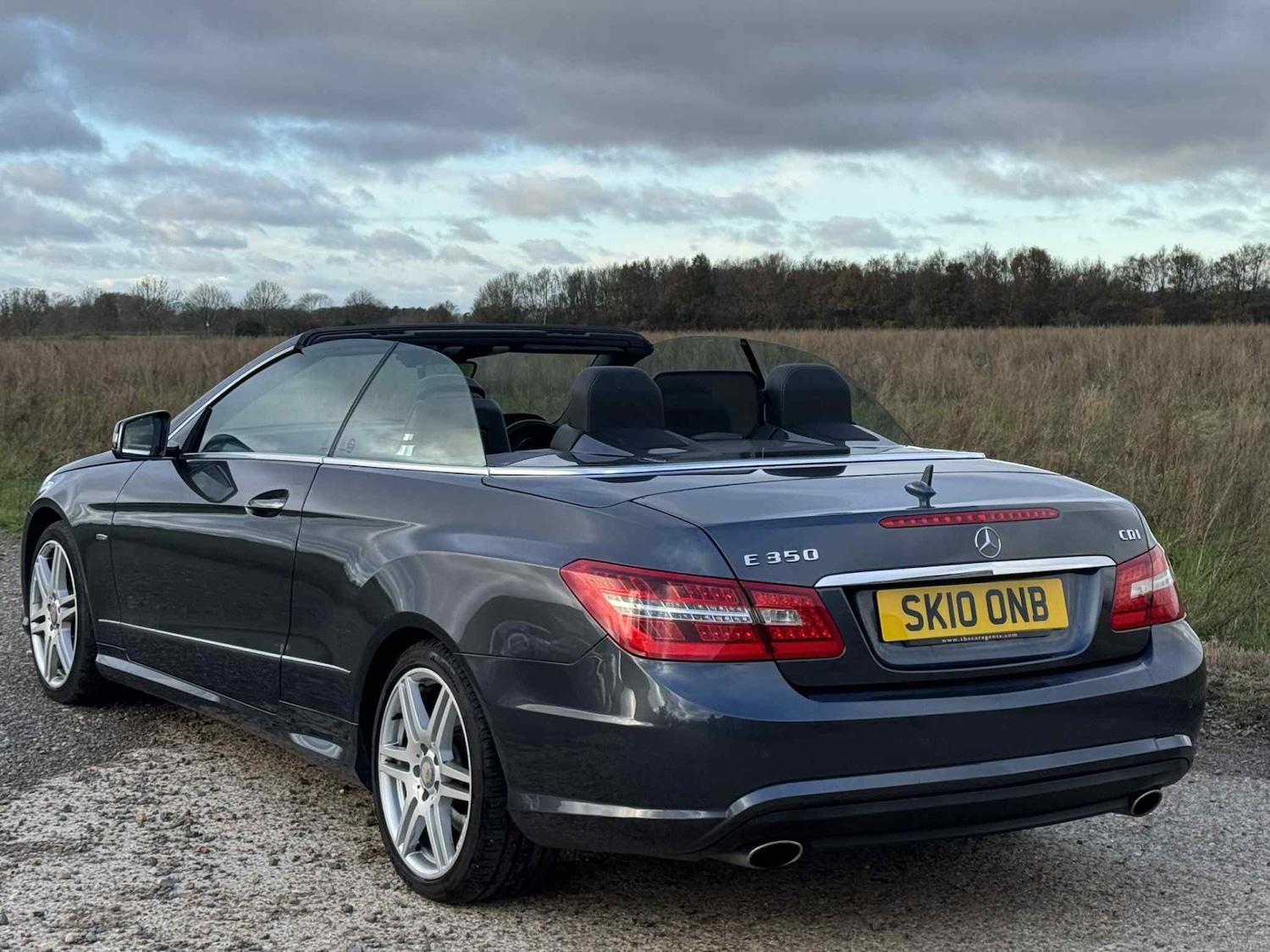 Used Mercedes-Benz E Class 2010 for sale - 76627298: Photo 10