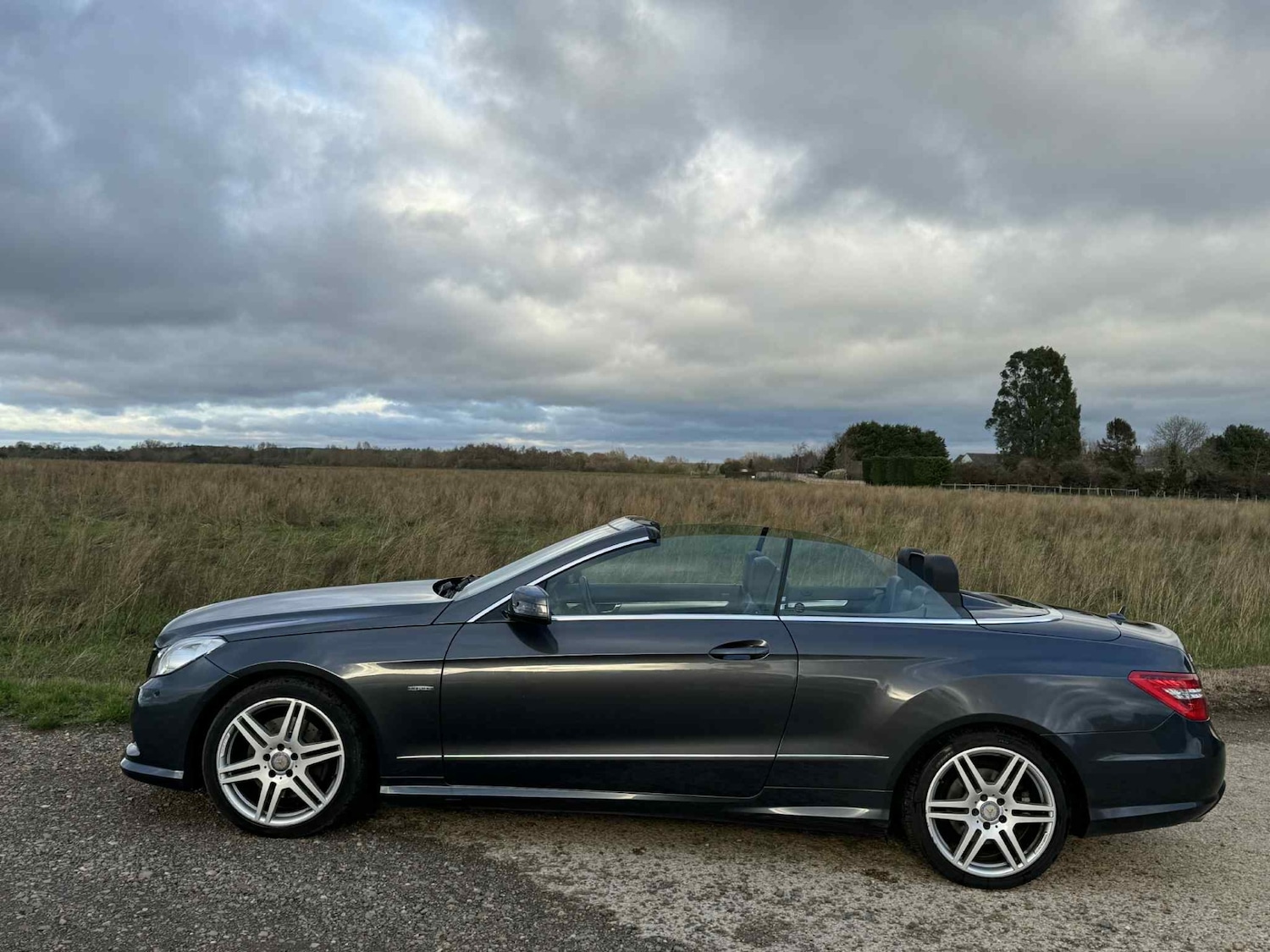 Used Mercedes-Benz E Class 2010 for sale - 76627298: Photo 12