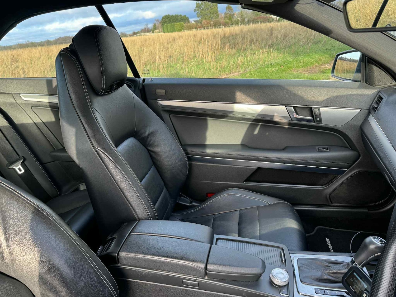 Used Mercedes-Benz E Class 2010 for sale - 76627298: Photo 26