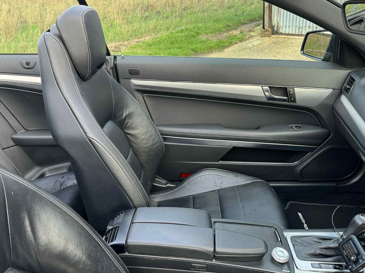 Used Mercedes-Benz E Class 2010 for sale - 76627298: Photo 28