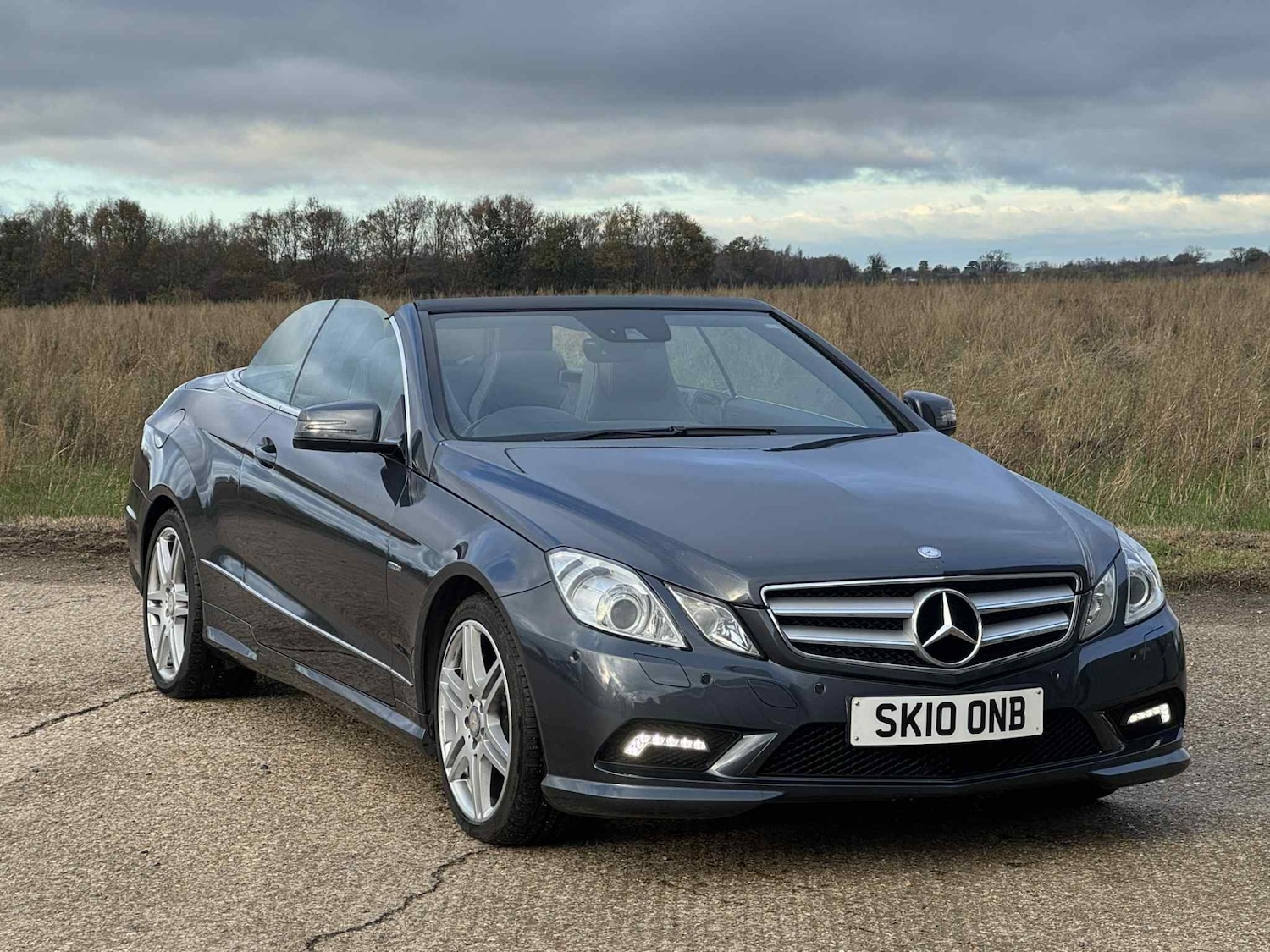 Used Mercedes-Benz E Class 2010 for sale - 76627298: Photo 4